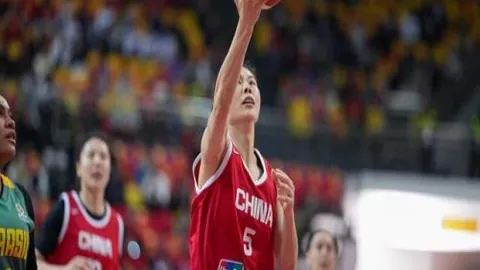 皇马荣耀庆典：安切洛蒂教练率队斩获第150胜辉煌里程碑